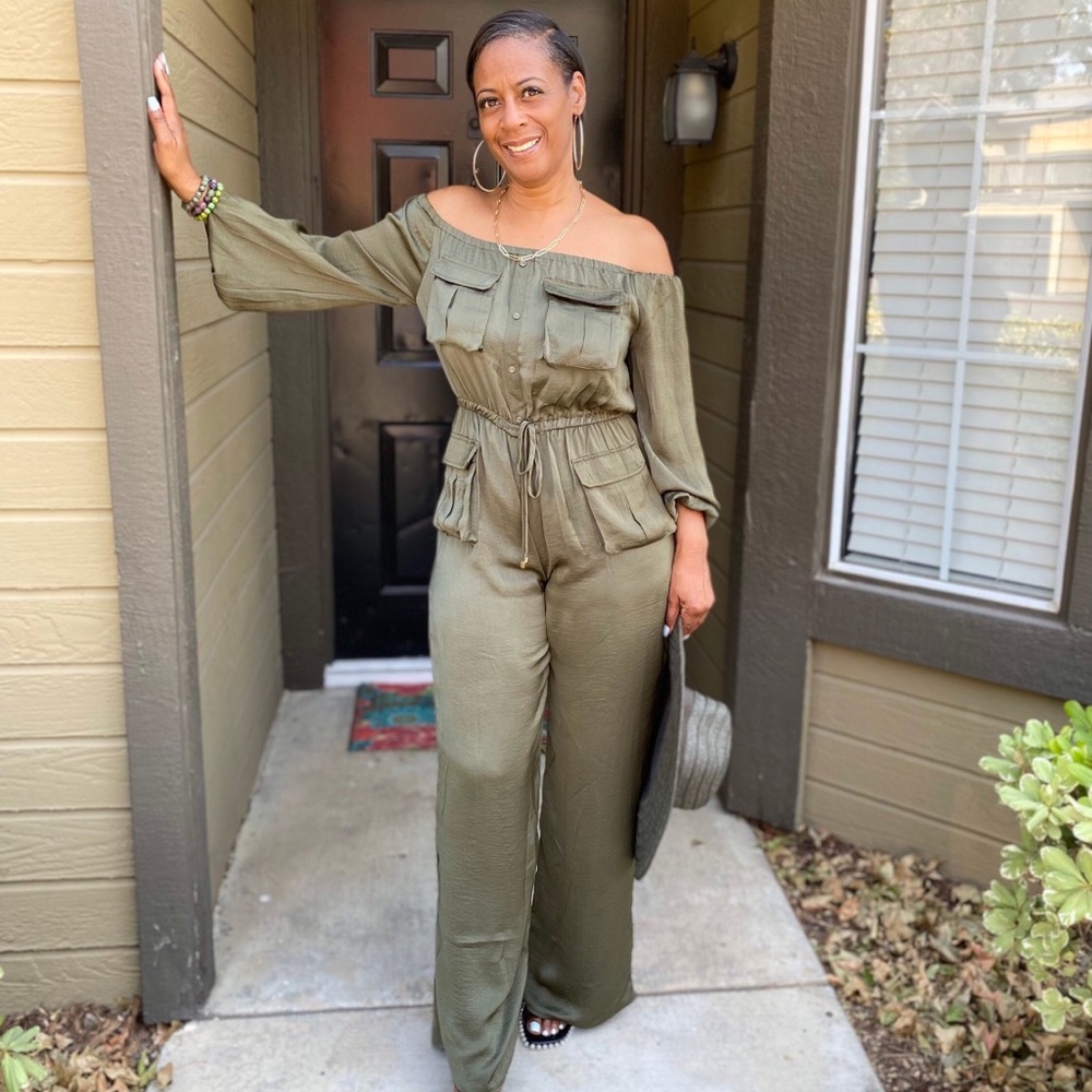Olive Jumpsuit 🫒